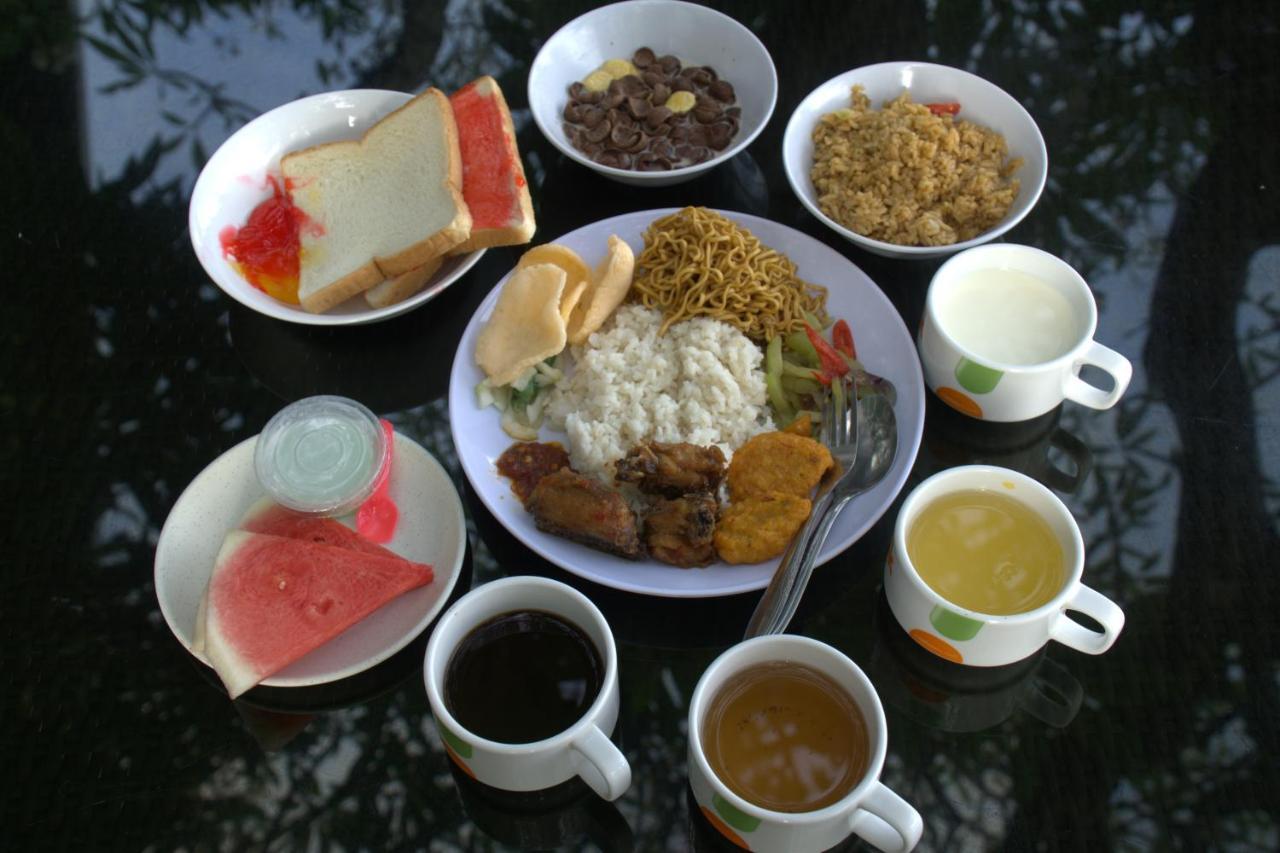Singaraja Hotel - Chse Certified Ngoại thất bức ảnh